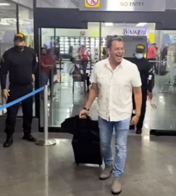 Daniel Sarcos a su llegada a Venezuela